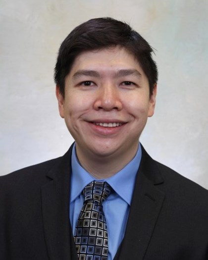 A head shot photo of Loc Tran.