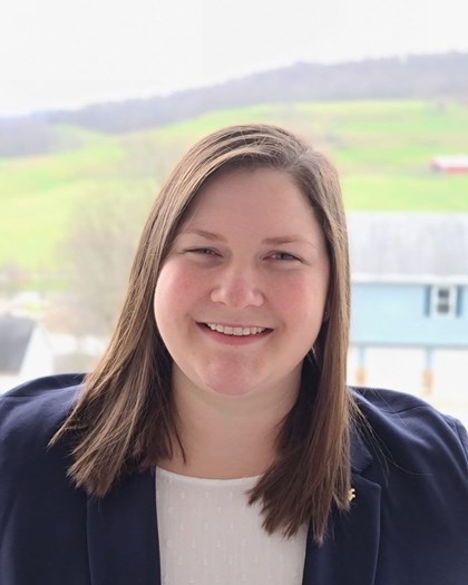 A head shot photo of Emma Platt.